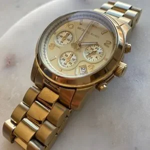 Michael Kors | Accessories | Michael Kors 275 Retails Watch  display picture 2